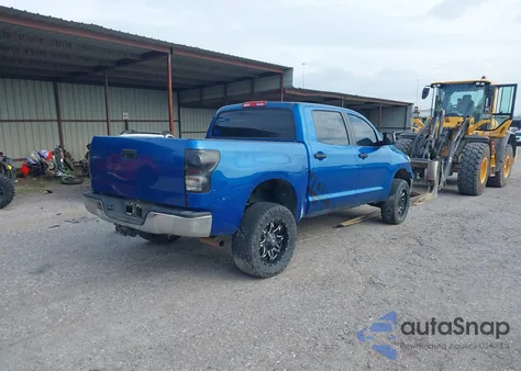 2009 Toyota Tundra Crewmax/Crewmax Sr5 z USA, uszkodzony, nr VIN 5TFDW54139X089132